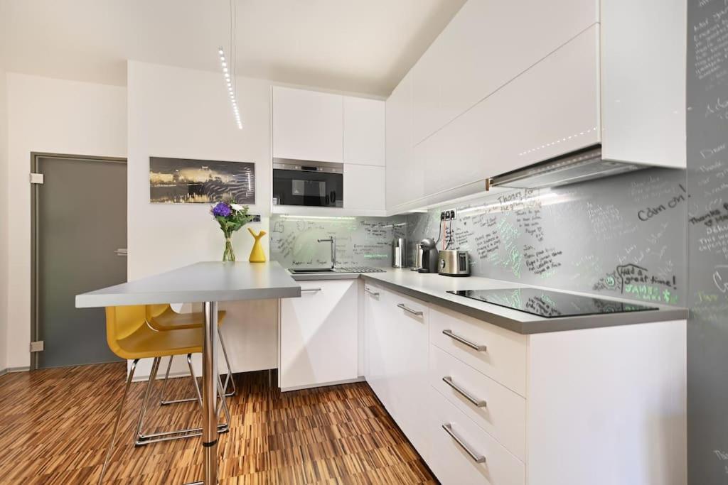 Smart & Luxury Old Town Apartment Prague Exterior photo